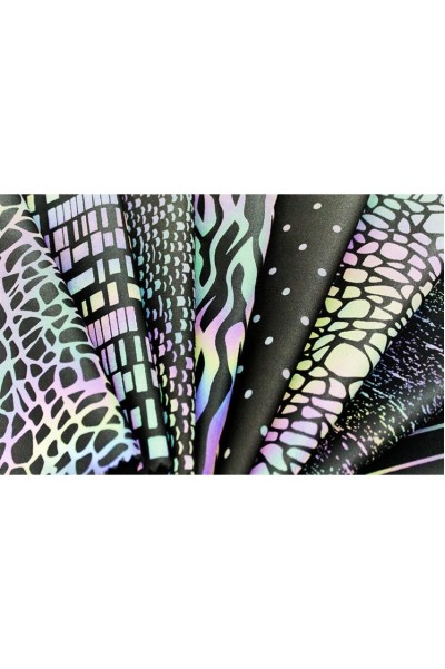 DG-CW  七彩印花  反光彈性布   瑜珈服裝   幻彩反光布   銀色印花反光布料   尺寸：幅寬1.45米   厚度：0.45  全滌/滌棉 /滌氨  度度：330~420cd/(lx.m)  特性：水洗 25次 （國際水洗標準 ISO6330.60度） 細節-3